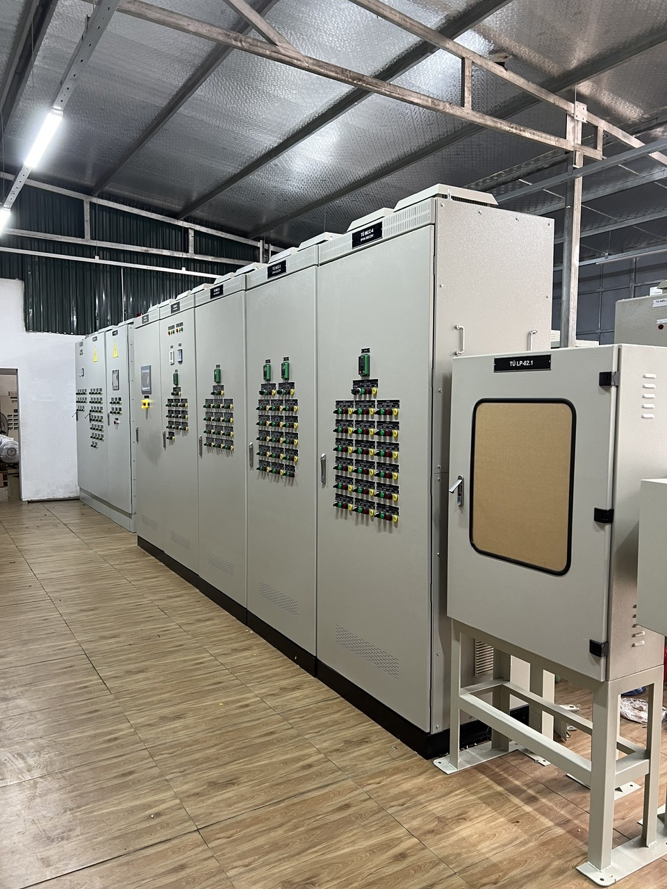 HỆ THỐNG TỦ ĐIỀU KHIỂN TRẠM XỬ LÝ NƯỚC CỤM CÔNG NGHIỆP HẠNH PHÚC